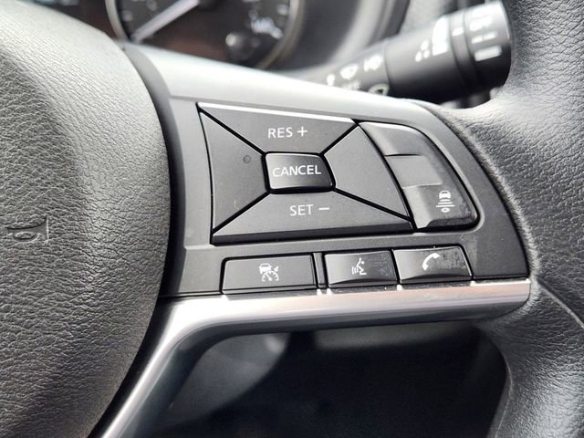 Used 2023 Nissan Kicks SV image 28