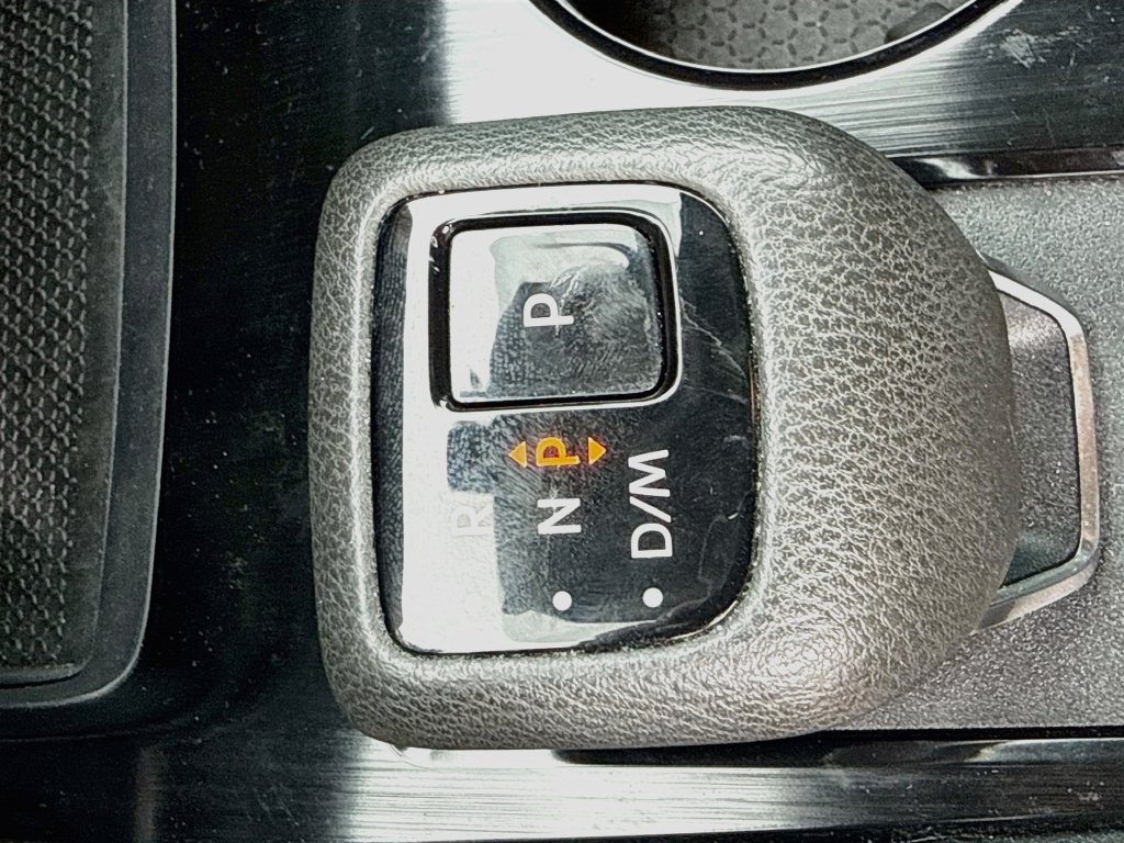 Used 2023 Nissan Rogue SV AWD/4WD image 18