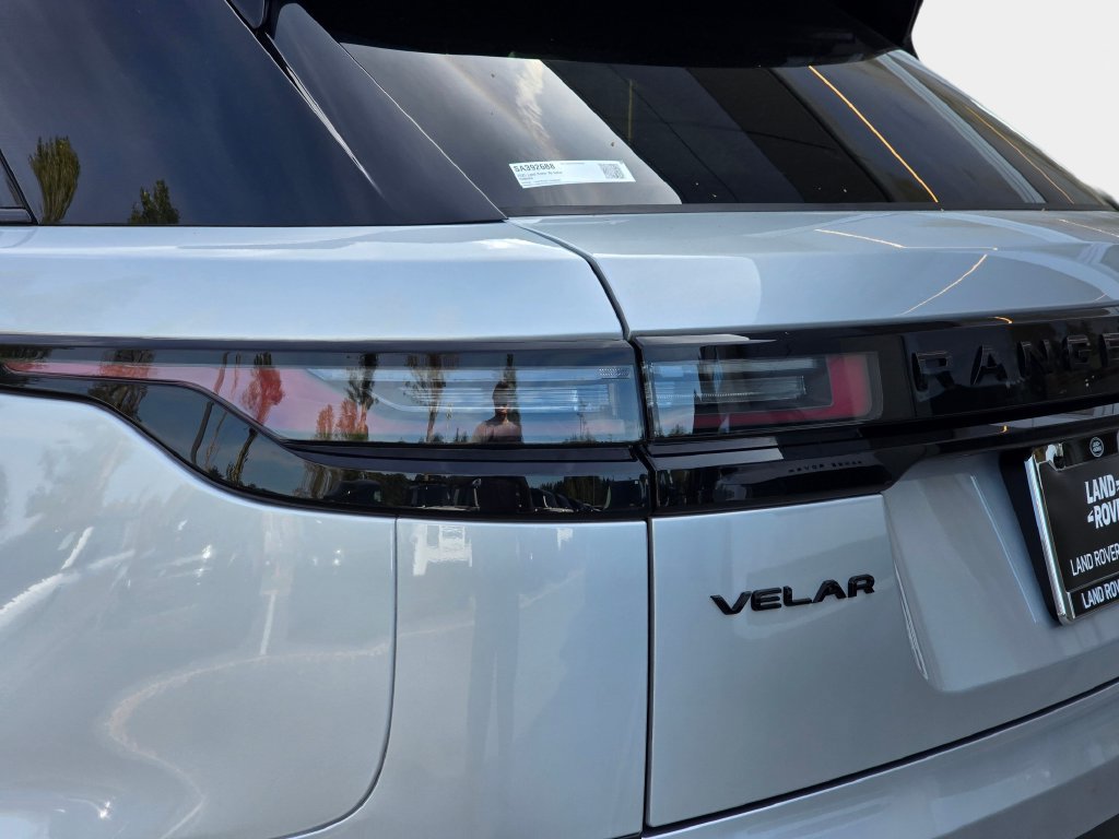 Certified 2025 Land Rover Range Rover Velar S AWD/4WD image 34