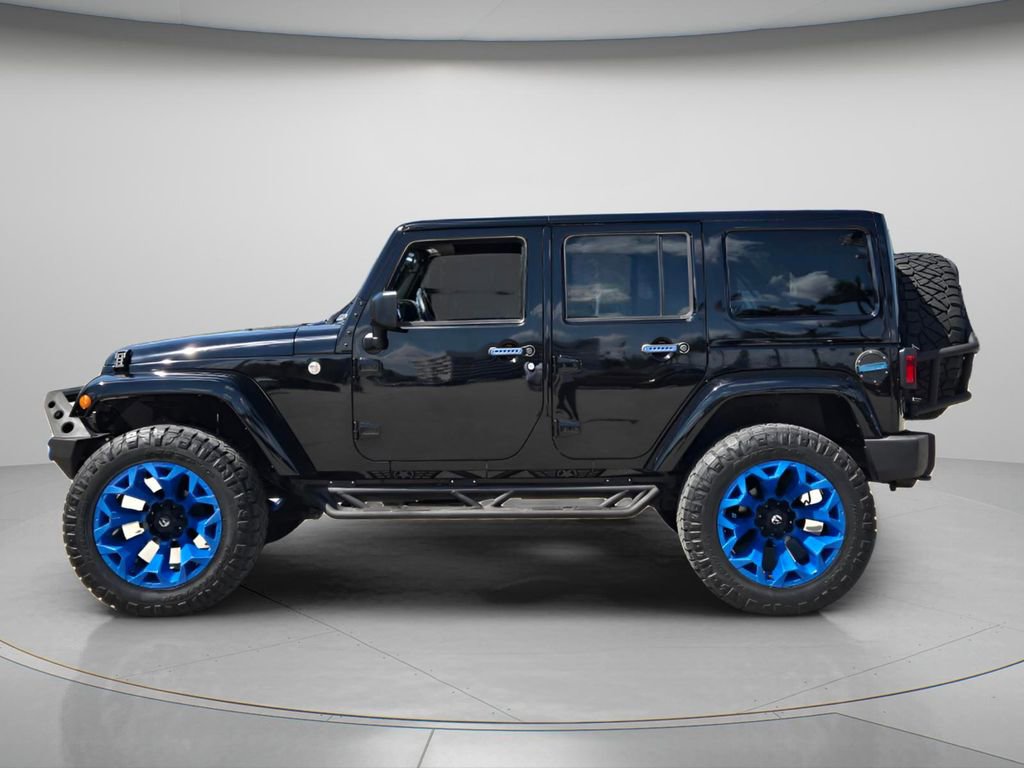 Used 2018 Jeep Wrangler Unlimited Sahara image 3