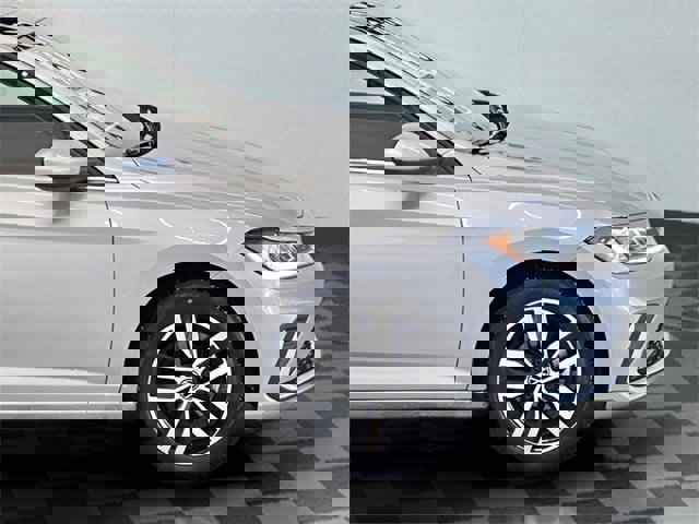 Used 2025 Volkswagen Jetta SE image 6