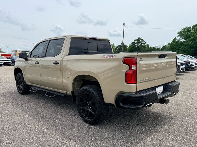 Used 2022 Chevrolet Silverado 1500 LT Trail Boss w/ Convenience Package II AWD/4WD image 4