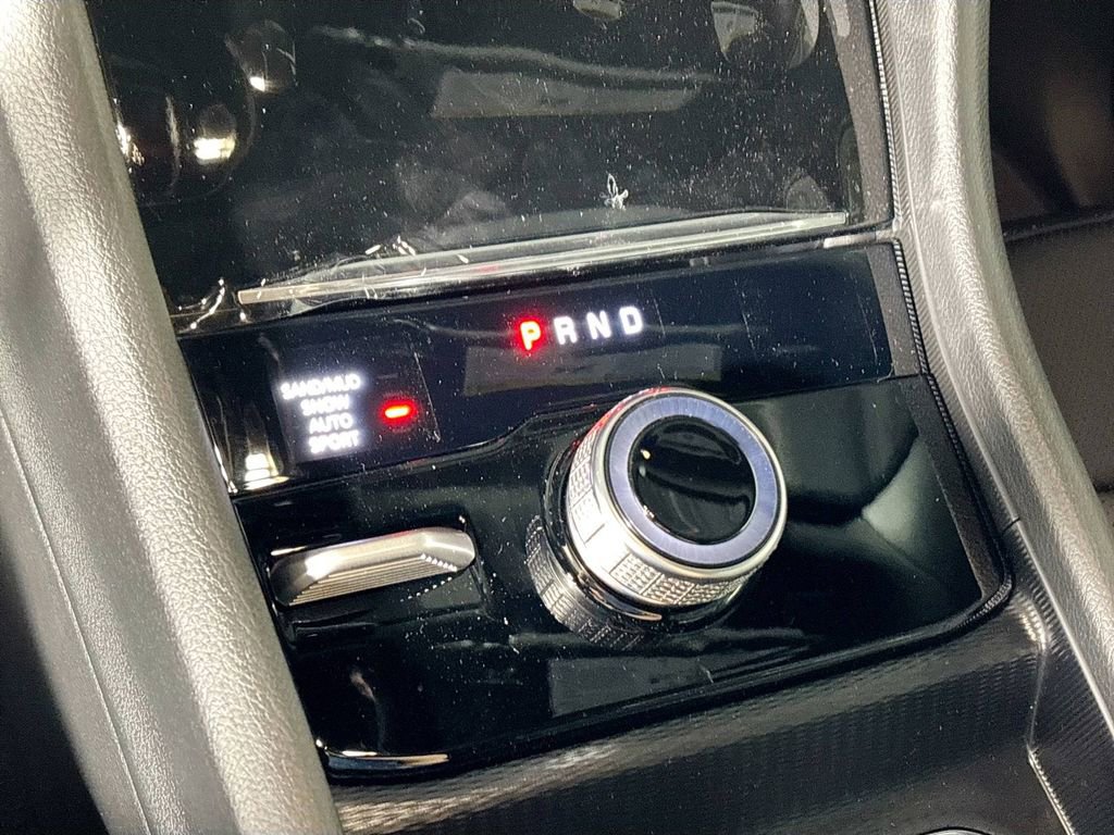 New 2025 Jeep Grand Cherokee Limited image 19