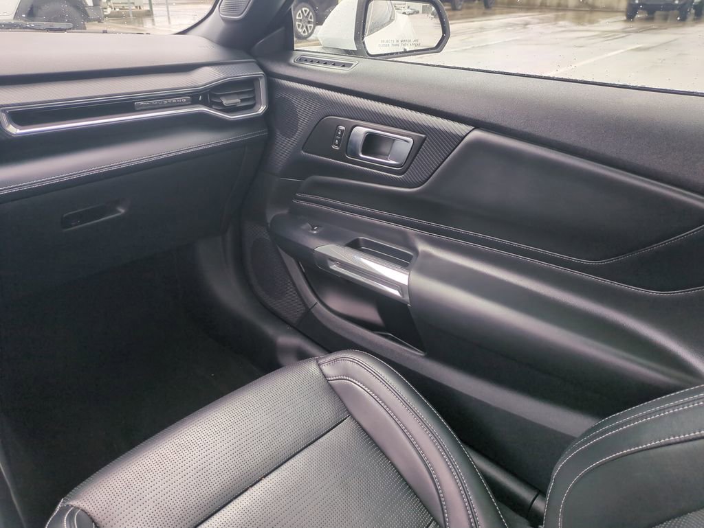 Used 2024 Ford Mustang GT Premium image 16