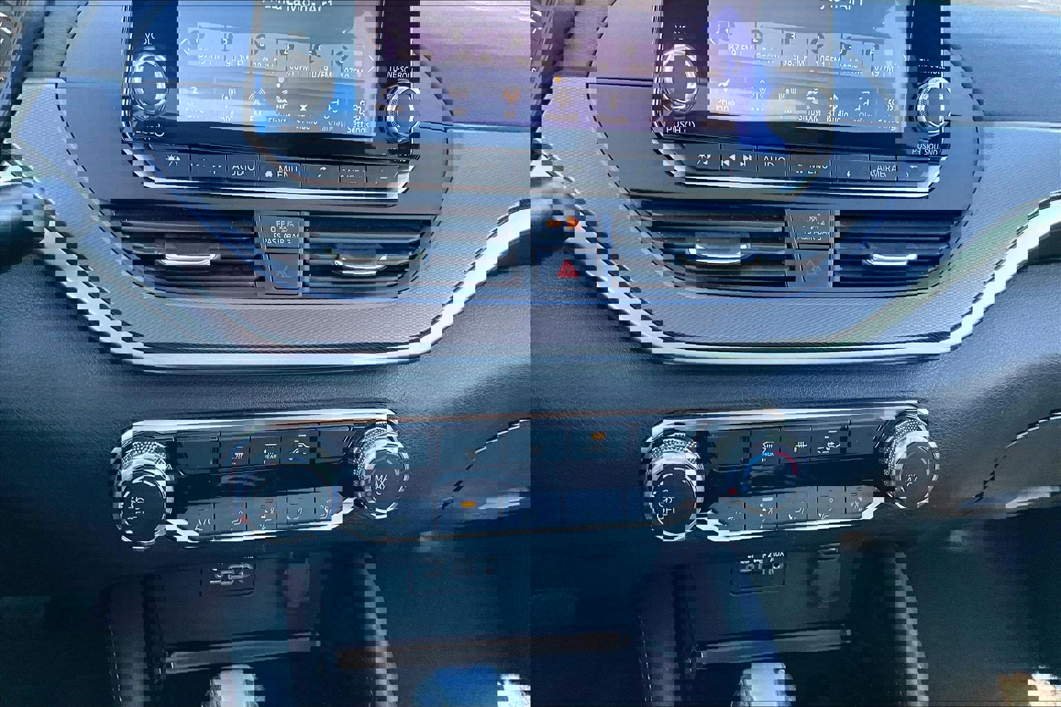 Used 2023 Nissan Altima 2.5 SR image 15