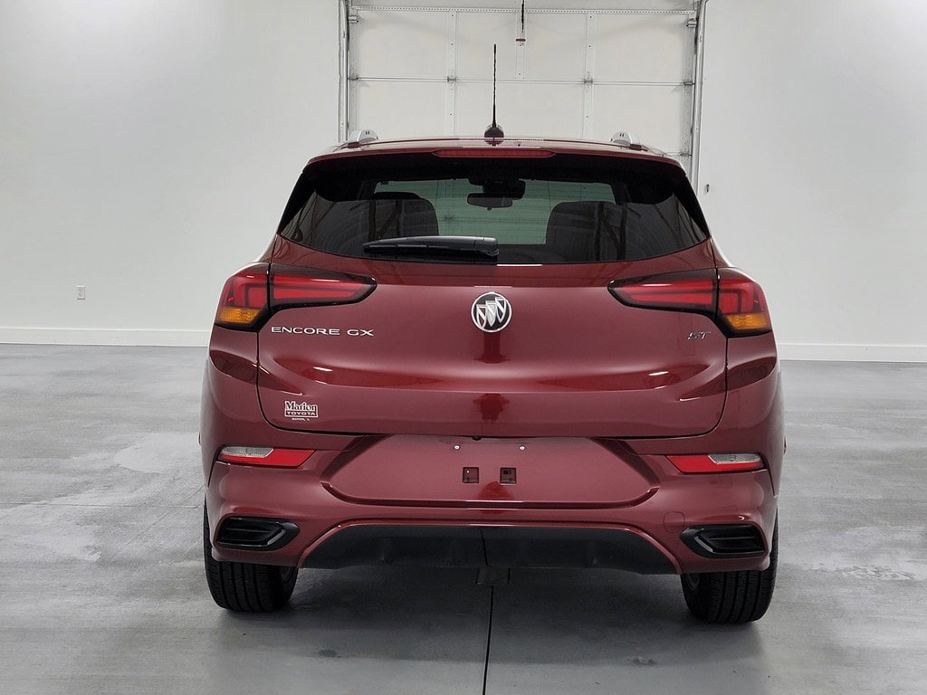 Used 2022 Buick Encore GX Select w/ Sport Touring Package FWD image 7