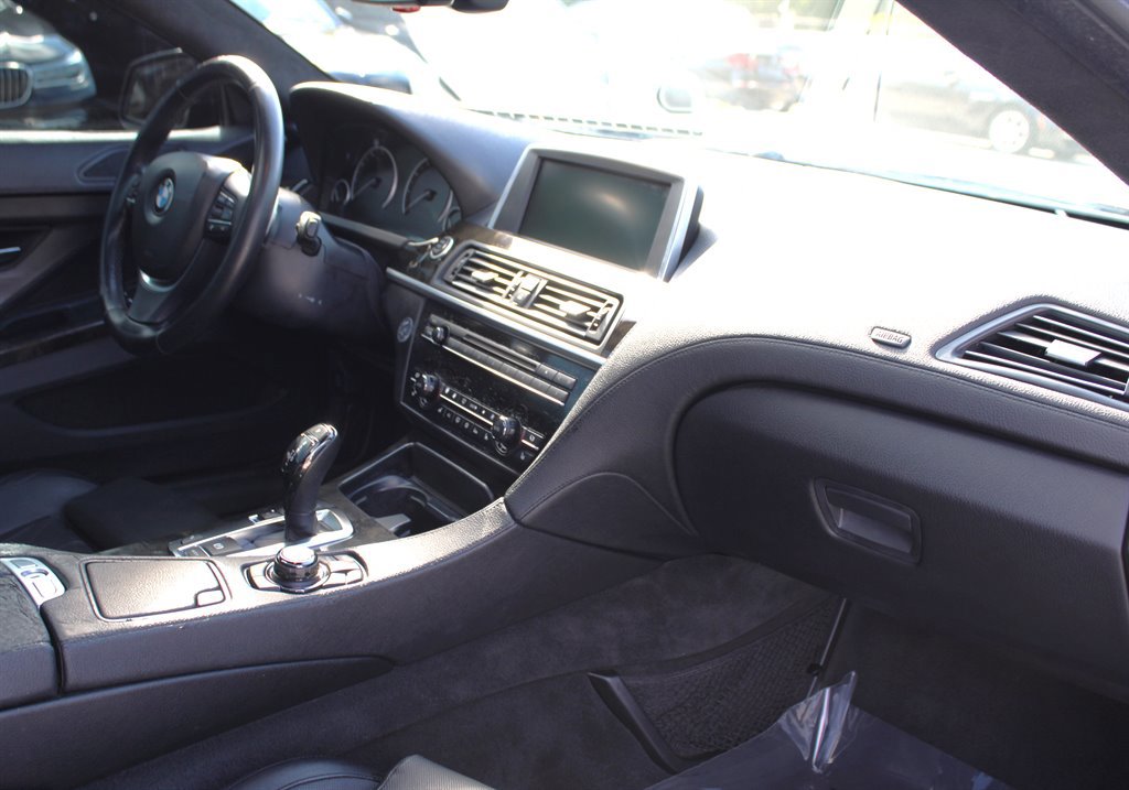 Used 2012 BMW 650i Coupe image 12