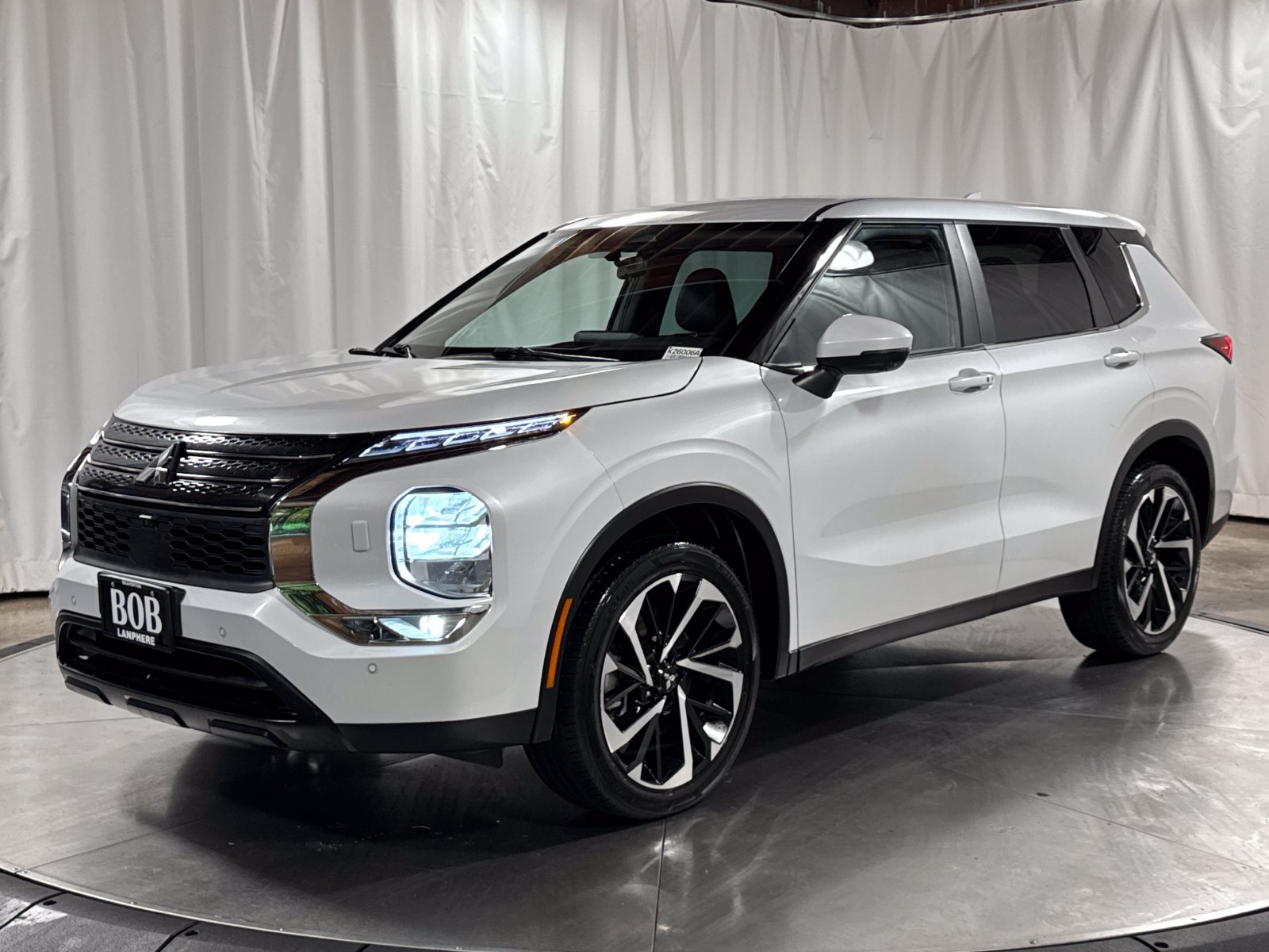Used 2023 Mitsubishi Outlander SE