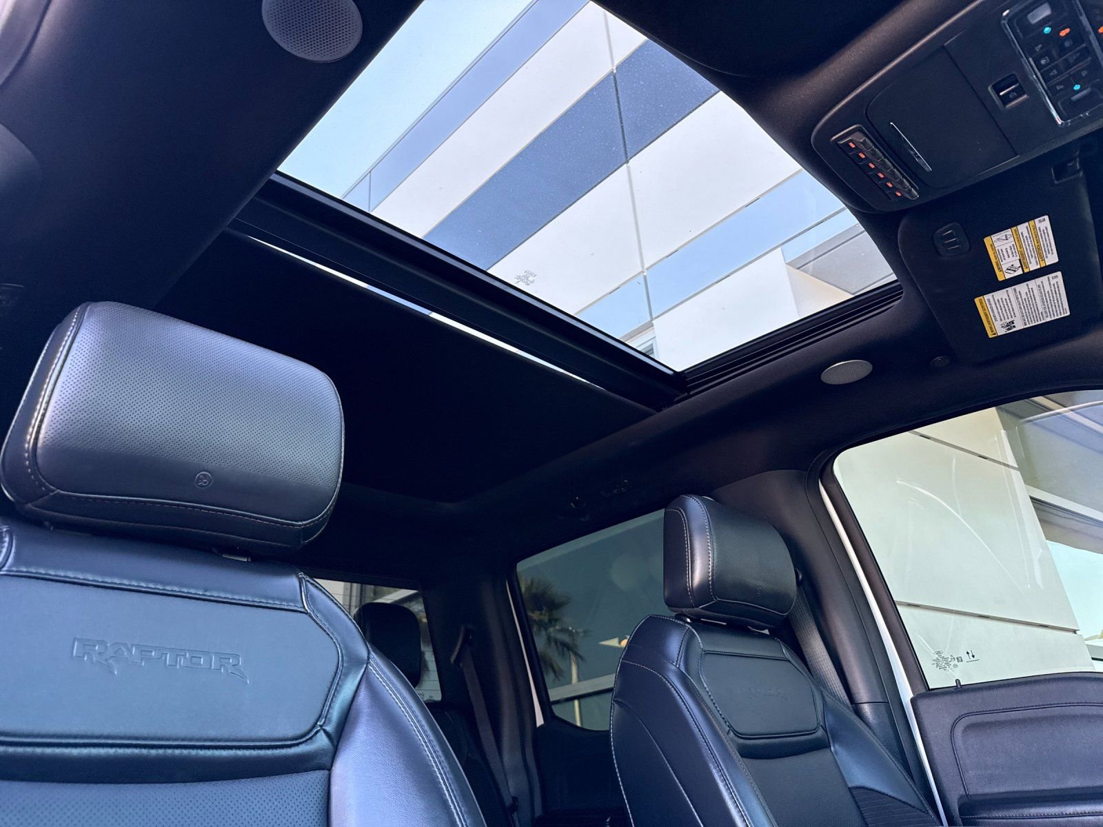 Used 2023 Ford F150 Raptor w/ Raptor Carbon Fiber Package AWD/4WD image 15
