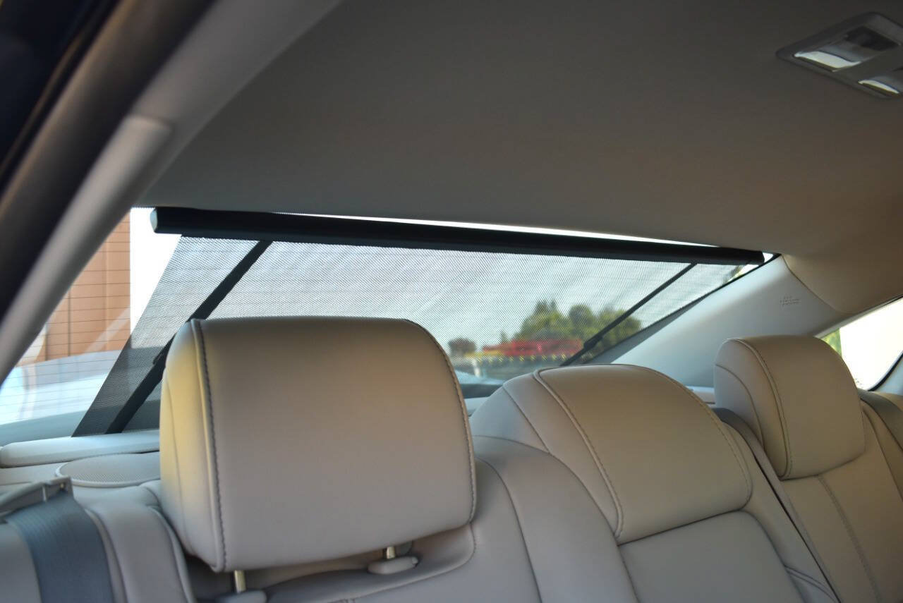 Used 2014 Toyota Avalon Limited w/ Technology Package FWD image 45