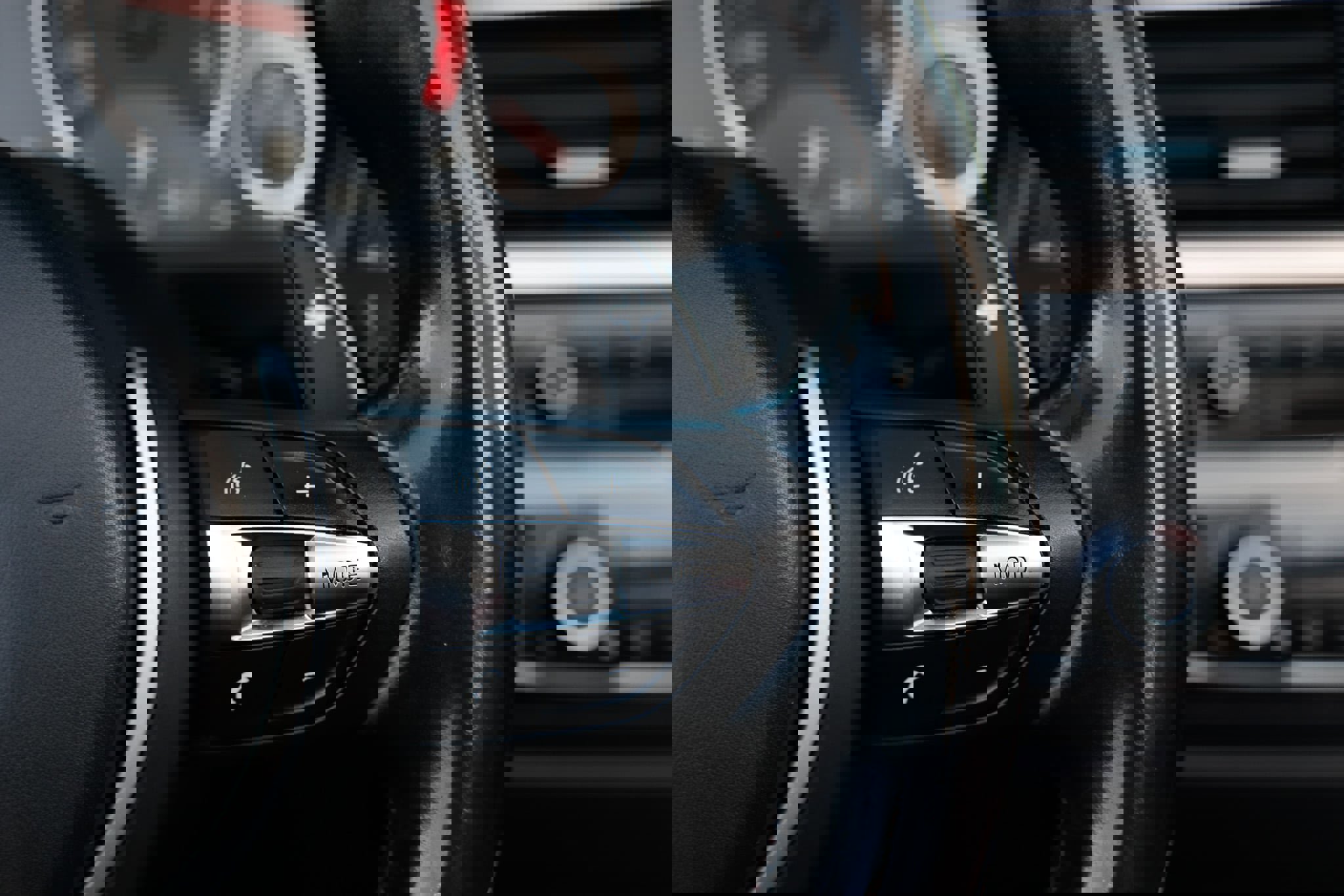 Used 2016 BMW M4 Convertible image 28