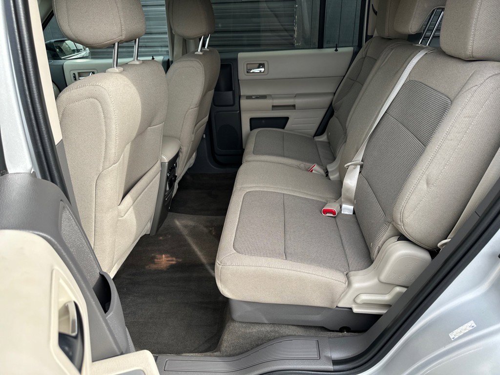 Used 2012 Ford Flex SE image 16