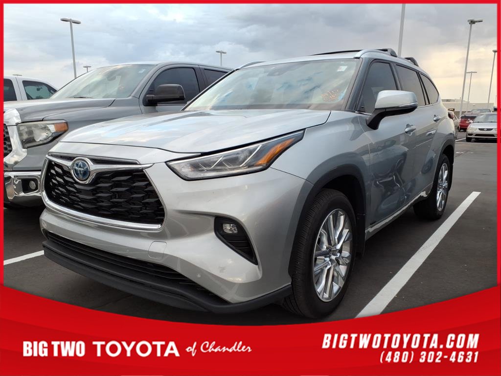 Used 2023 Toyota Highlander Limited