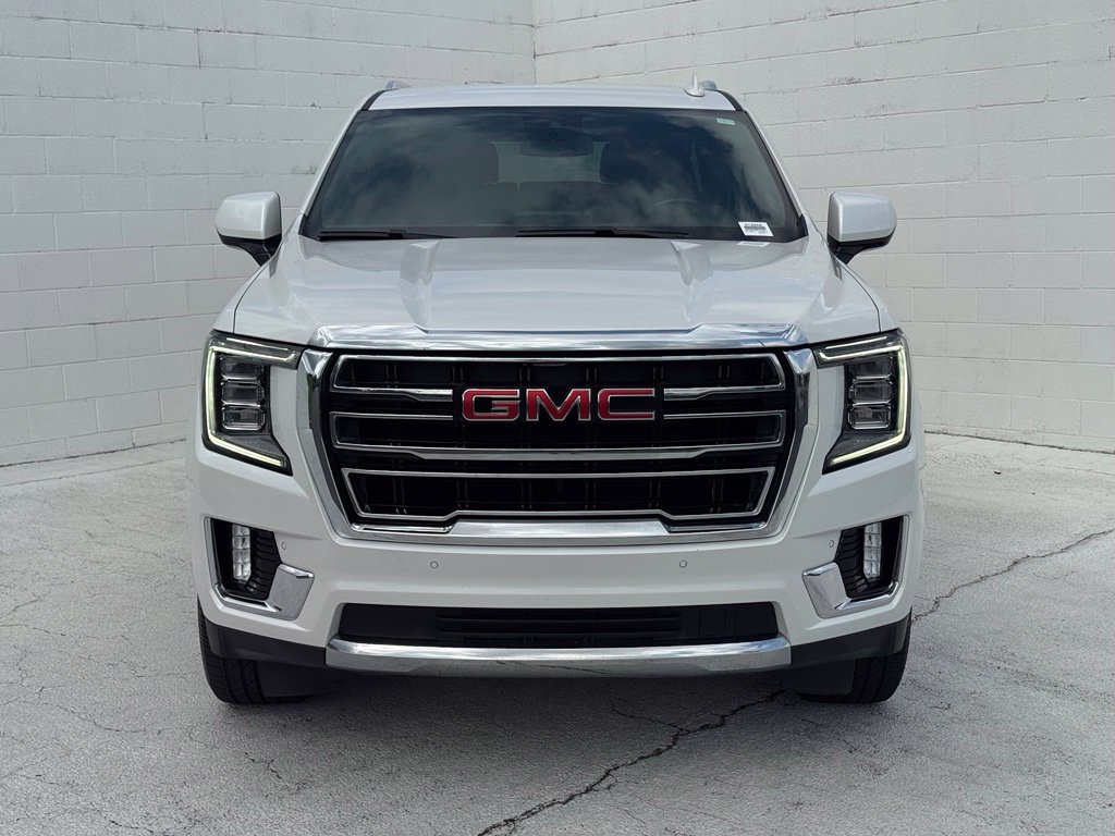 Used 2023 GMC Yukon XL SLT AWD/4WD image 7