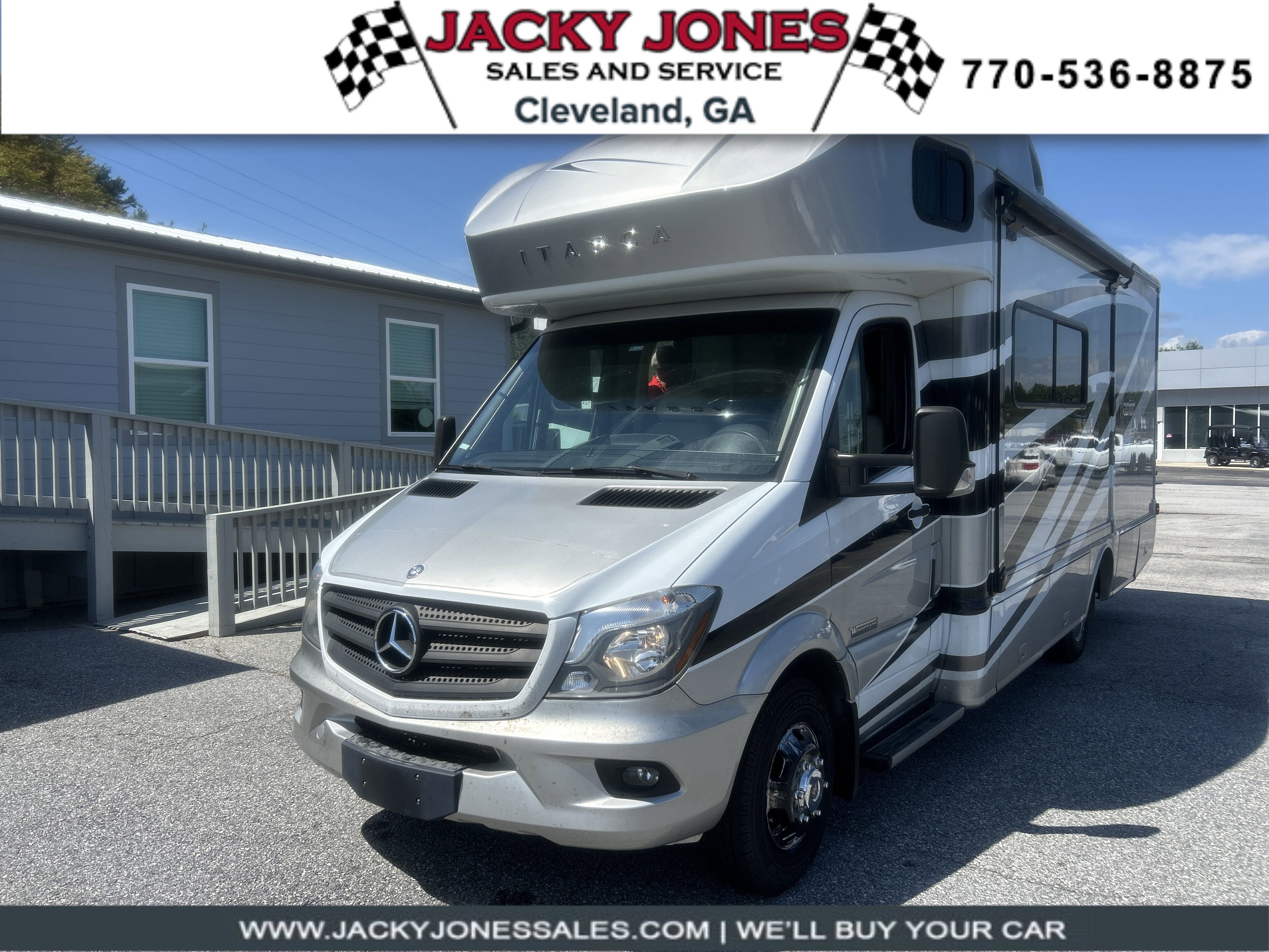 Used 2015 Mercedes-Benz Sprinter 3500 image 1