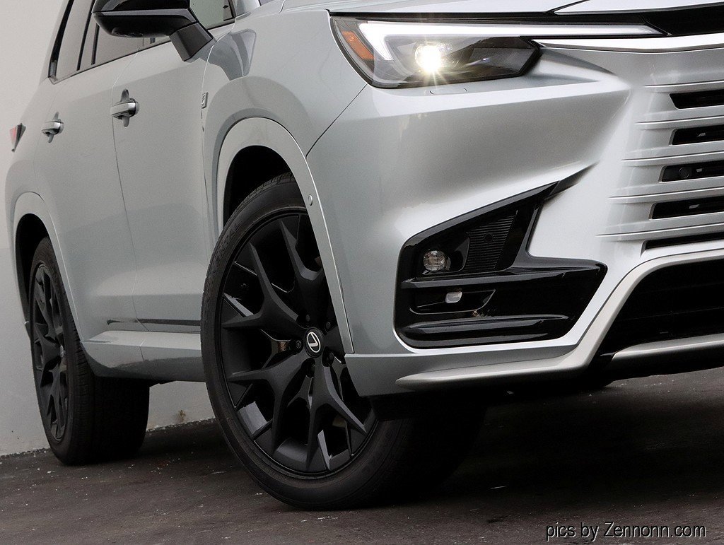New 2026 Lexus TX 350 AWD image 4