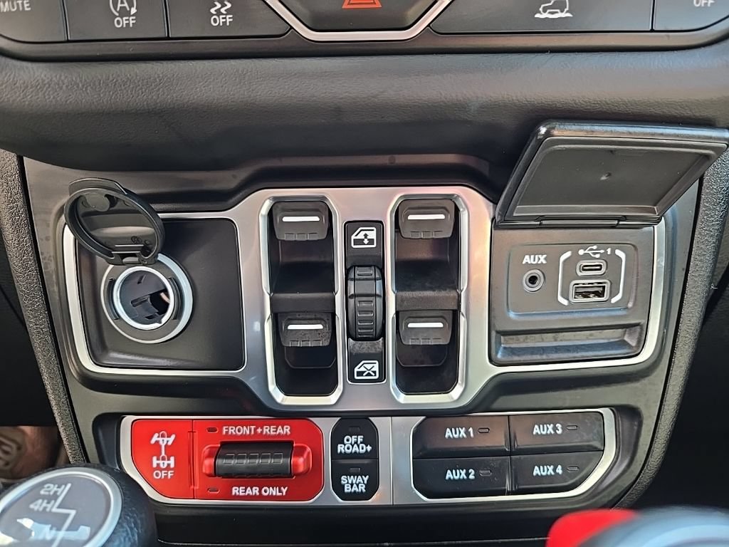 Used 2026 Jeep Wrangler Unlimited Rubicon AWD/4WD image 27