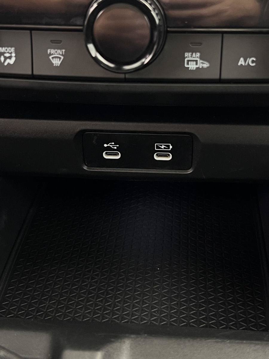 Certified 2023 Honda Accord EX image 9