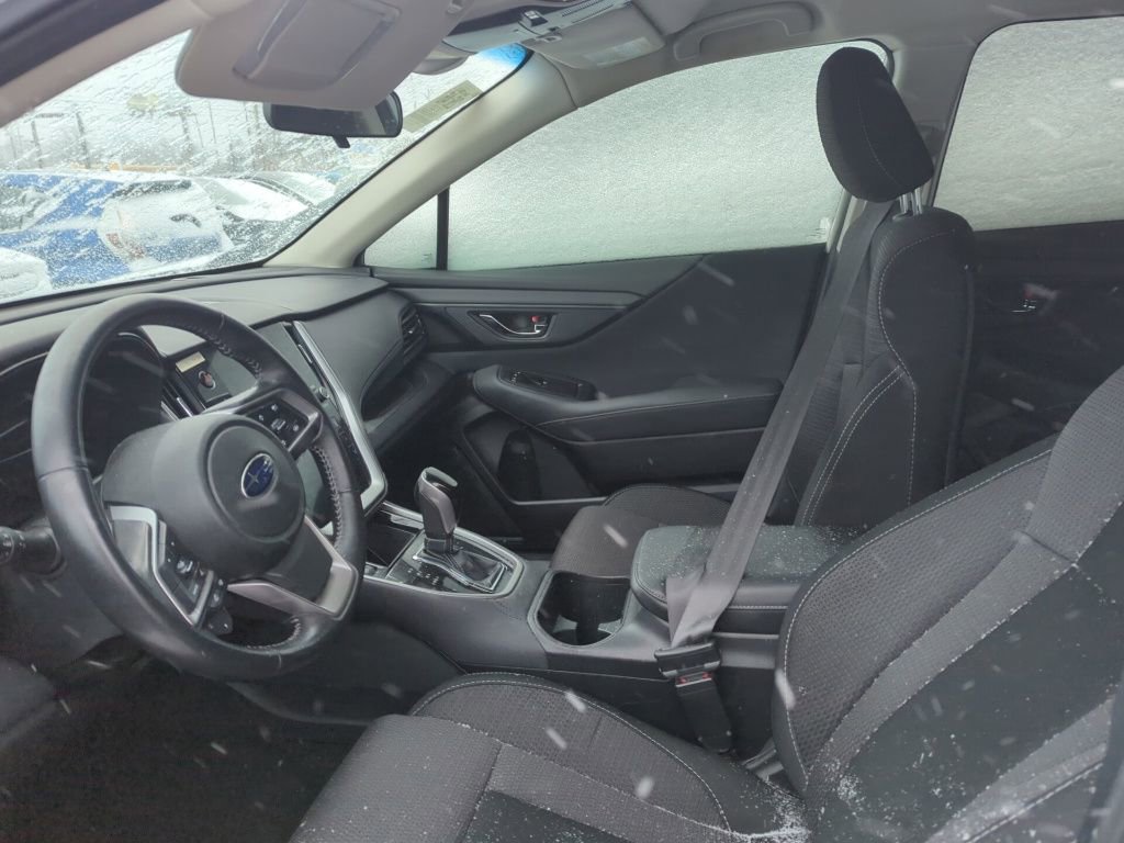 Used 2022 Subaru Outback Premium image 6