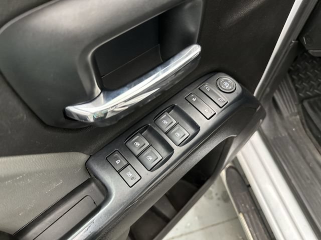 Used 2018 Chevrolet Silverado 2500 W/T w/ WT Convenience Package AWD/4WD image 17