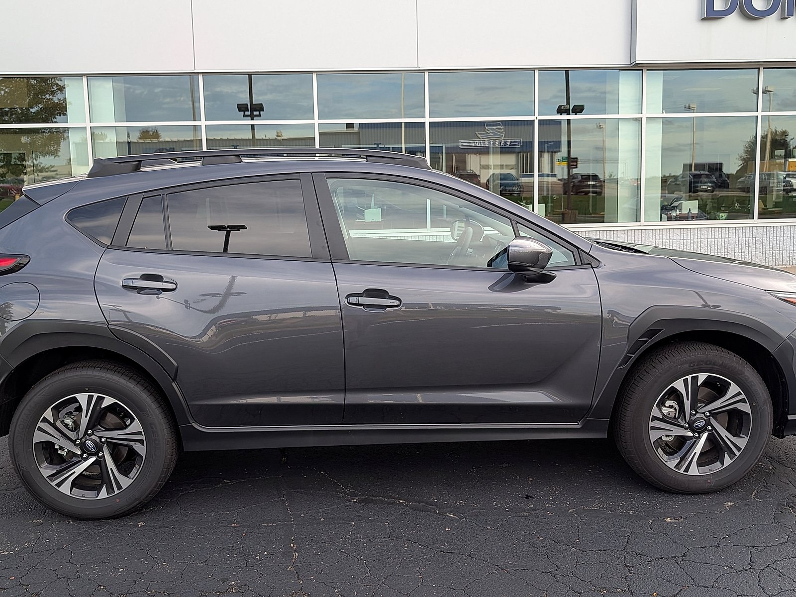 Certified 2026 Subaru Crosstrek 2.5i Premium AWD/4WD image 2