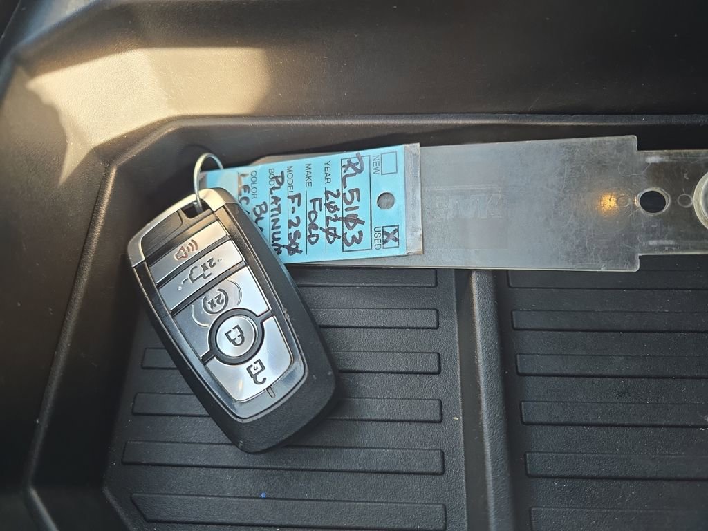 Used 2020 Ford F250 Platinum image 30