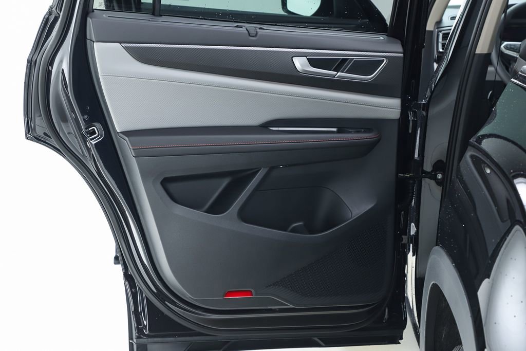 New 2026 Volkswagen Atlas Peak Edition image 56