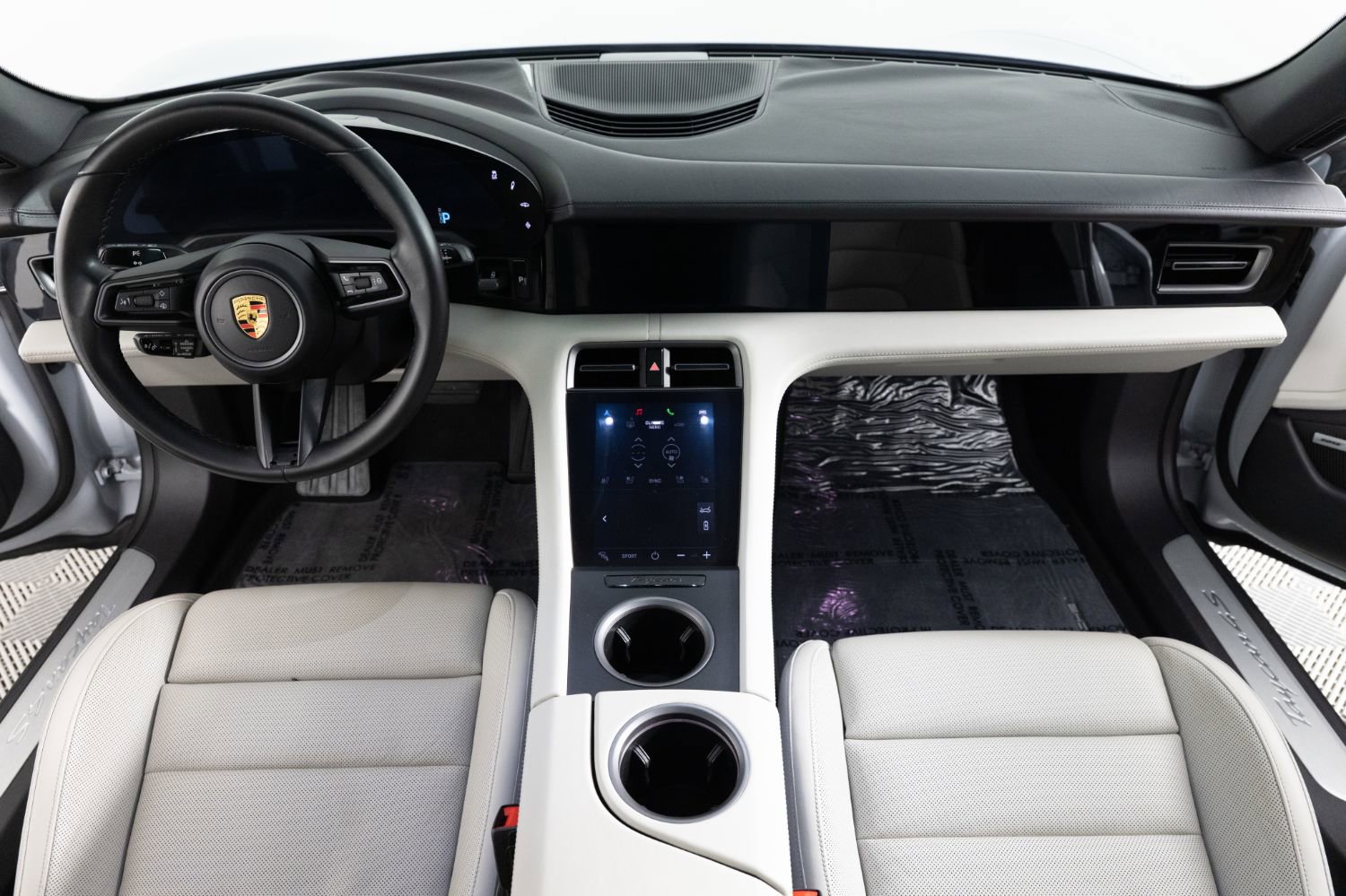 Used 2021 Porsche Taycan 4S w/ Premium Package image 30