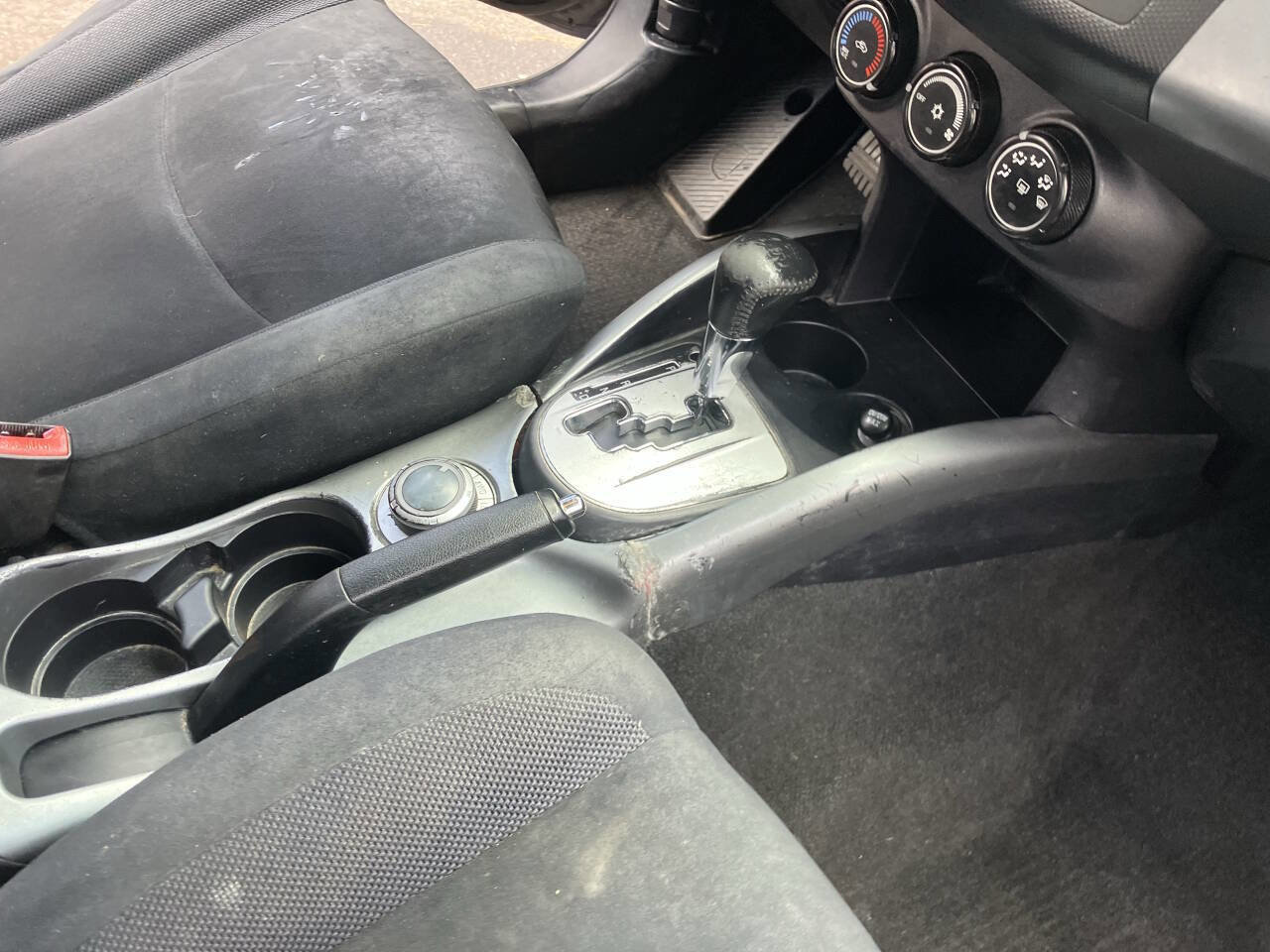 Used 2009 Mitsubishi Outlander ES image 30