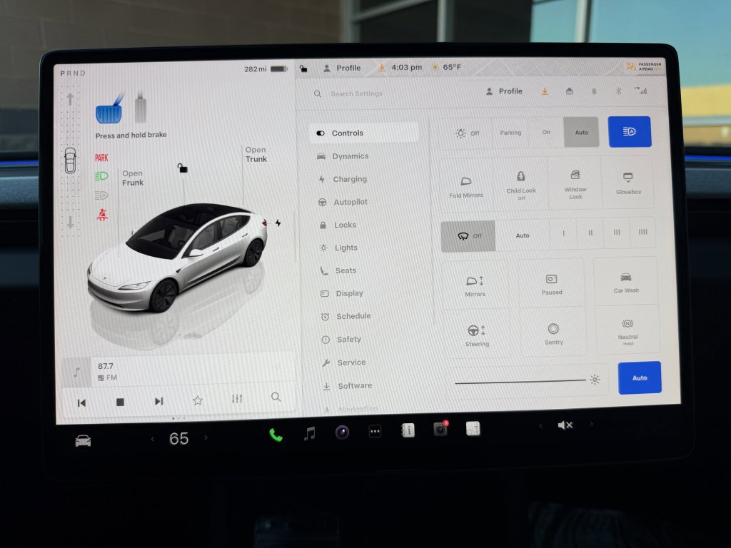 Used 2025 Tesla Model 3 Long Range image 18