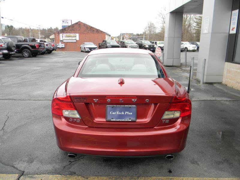 Used 2012 Volvo C70 T5 w/ Climate Pkg FWD image 12