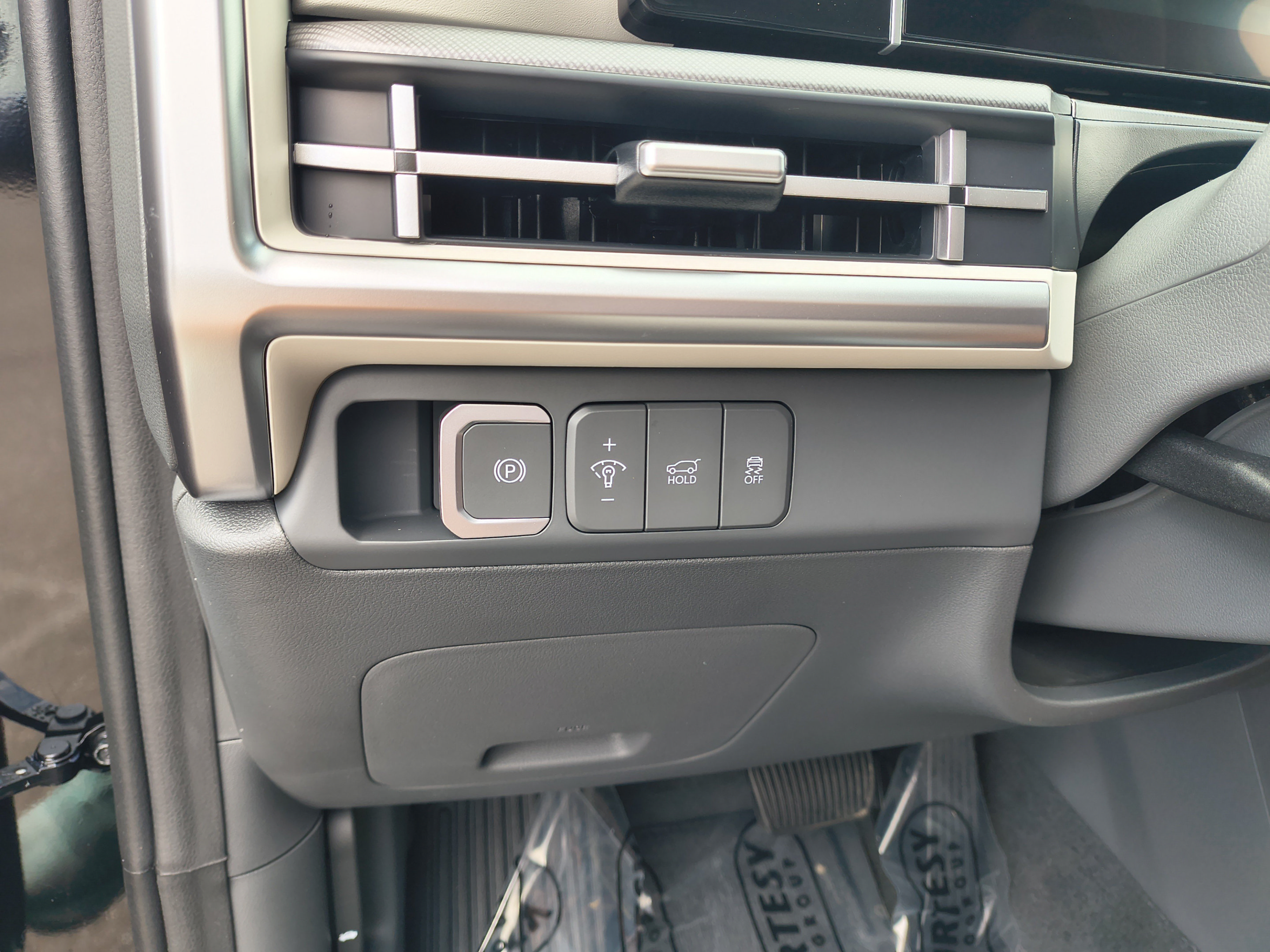 New 2027 Hyundai Santa Fe SEL FWD image 29