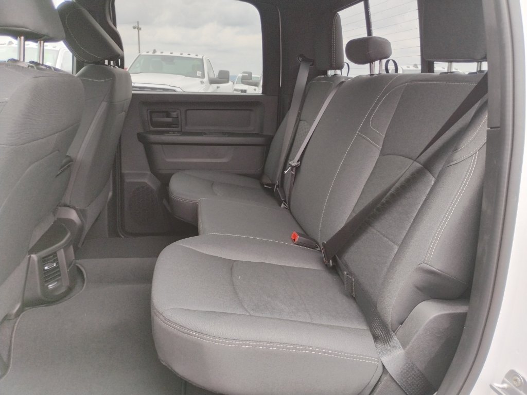 New 2026 RAM 3500 Tradesman AWD/4WD image 17