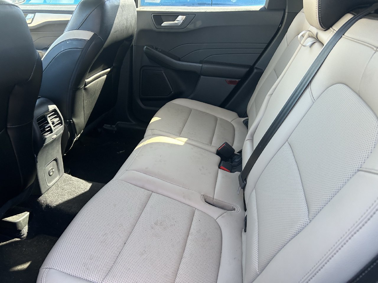 Used 2022 Ford Escape SEL FWD image 10