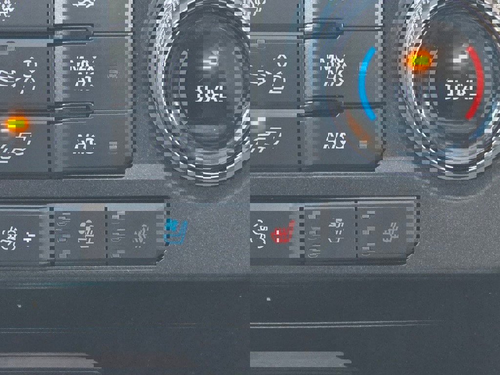 Used 2020 Ford F150 Lariat w/ Equipment Group 502A Luxury image 16