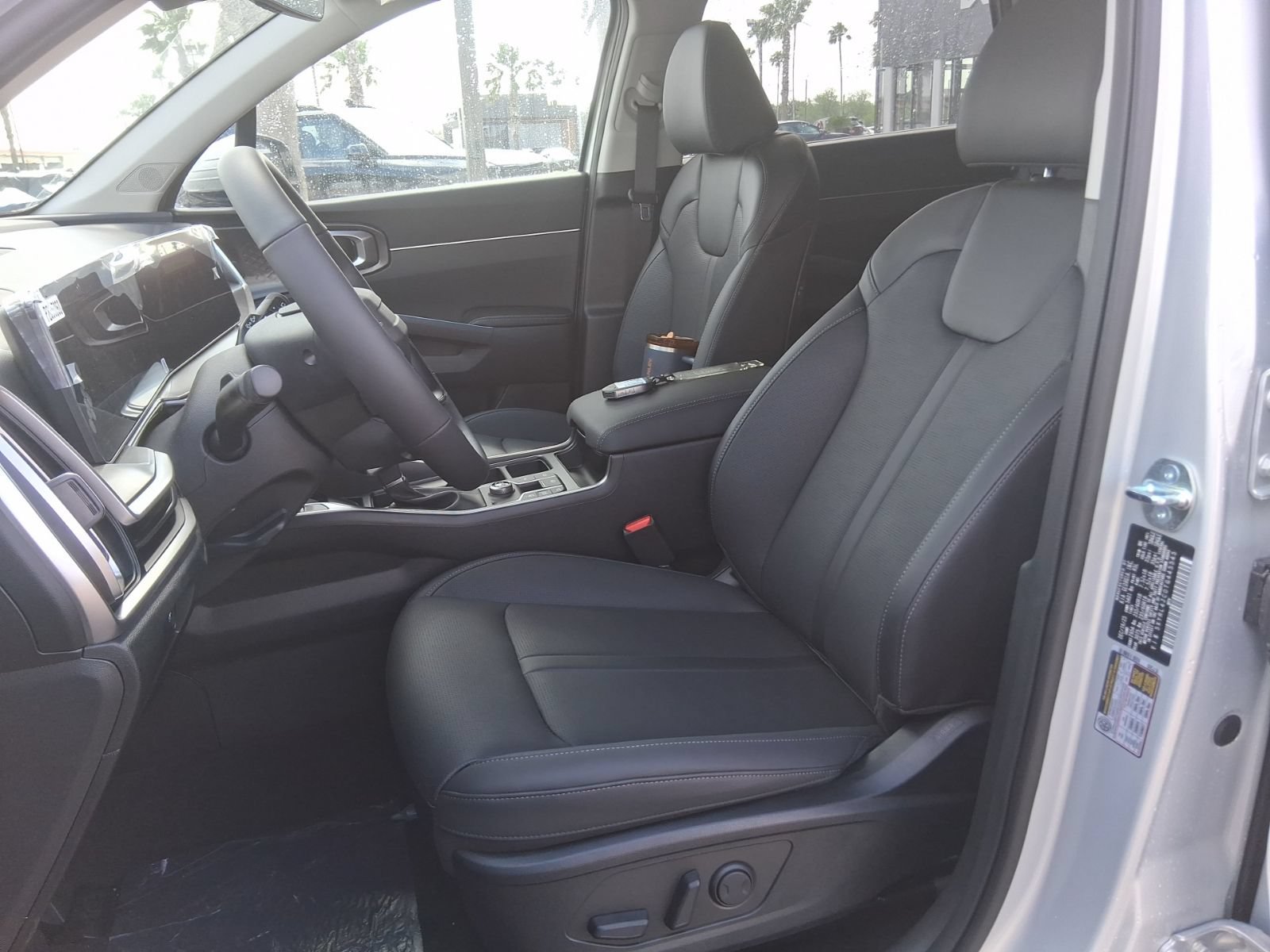 New 2026 Kia Sorento S w/ S Panoramic Sunroof Package FWD image 16