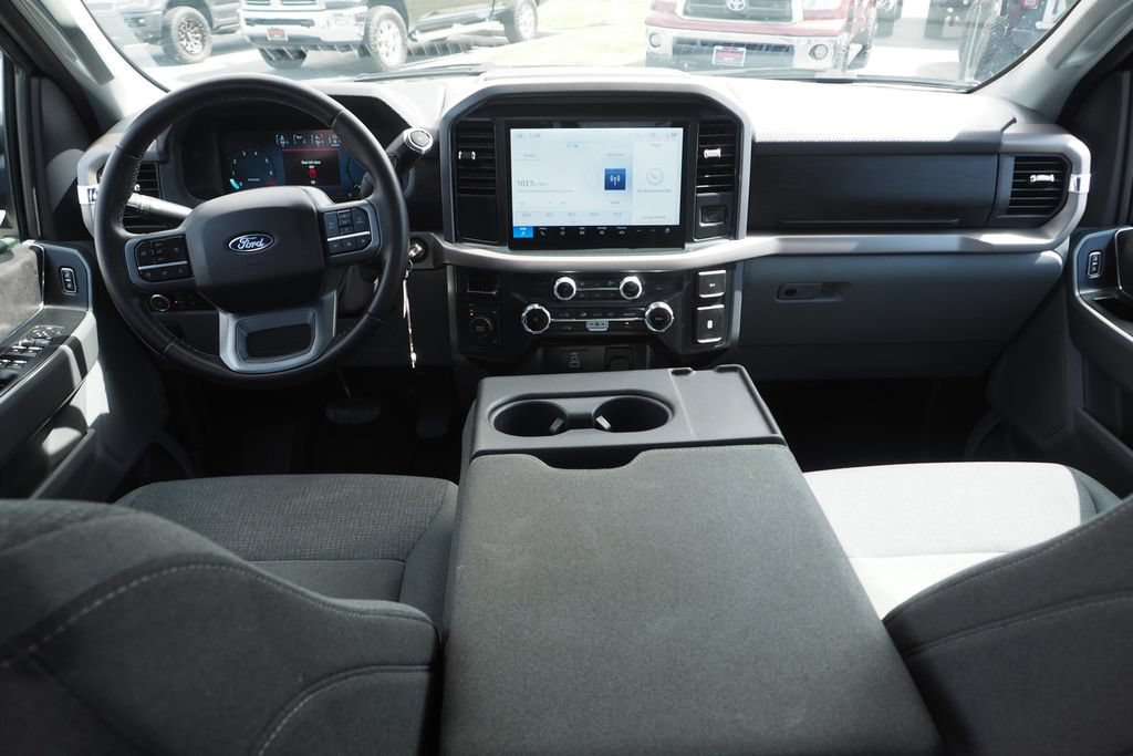 Used 2025 Ford F150 XLT w/ Equipment Group 301A Standard AWD/4WD image 17