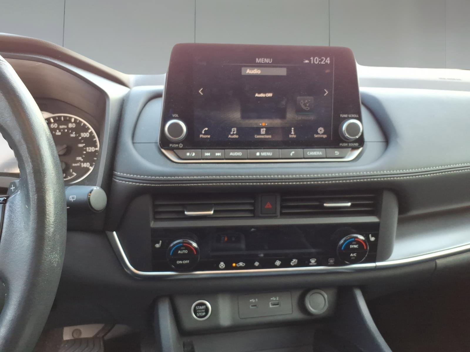 Used 2023 Nissan Rogue SV w/ SV Premium B Package image 18