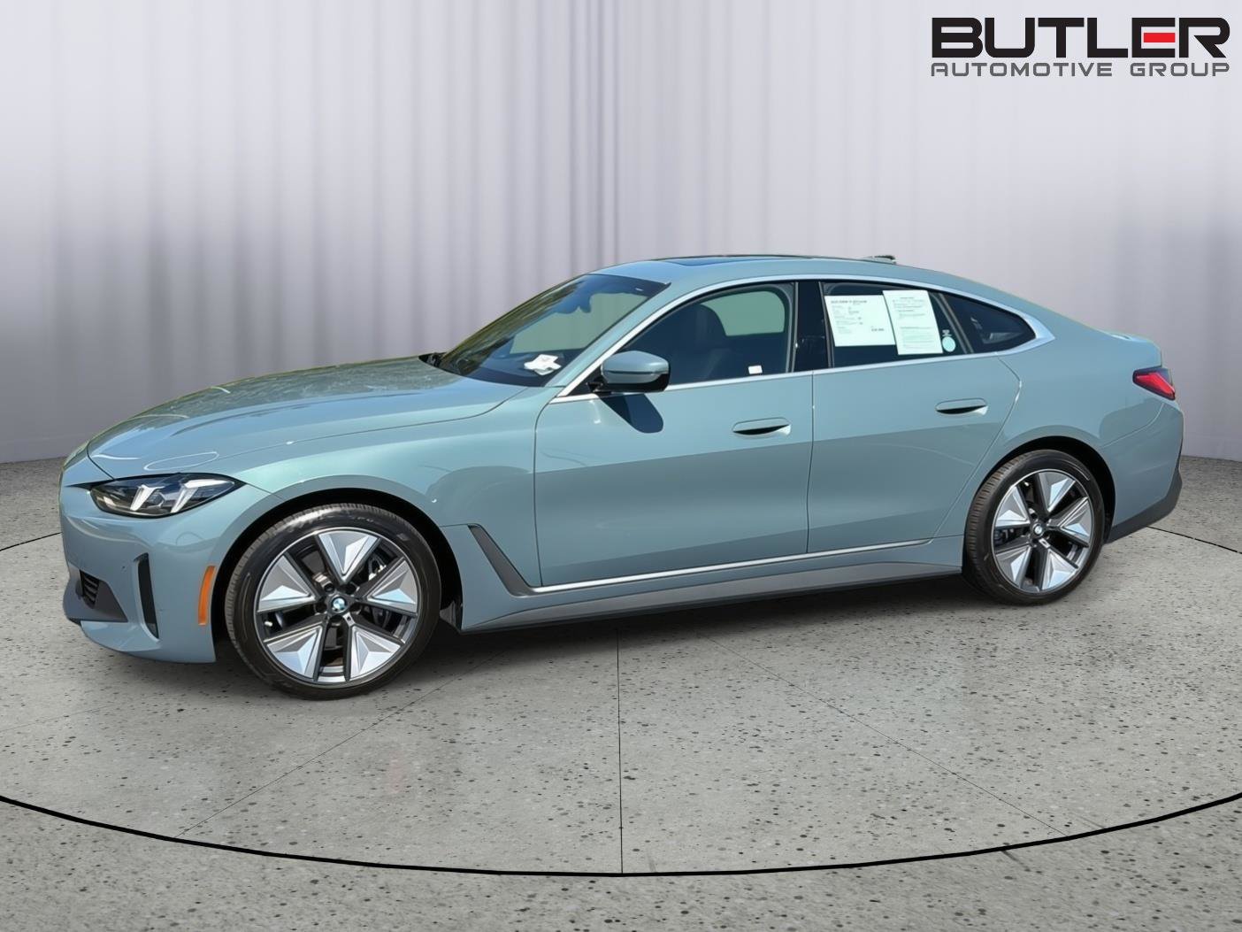 Used 2025 BMW i4 eDrive40 w/ Premium Package RWD image 3
