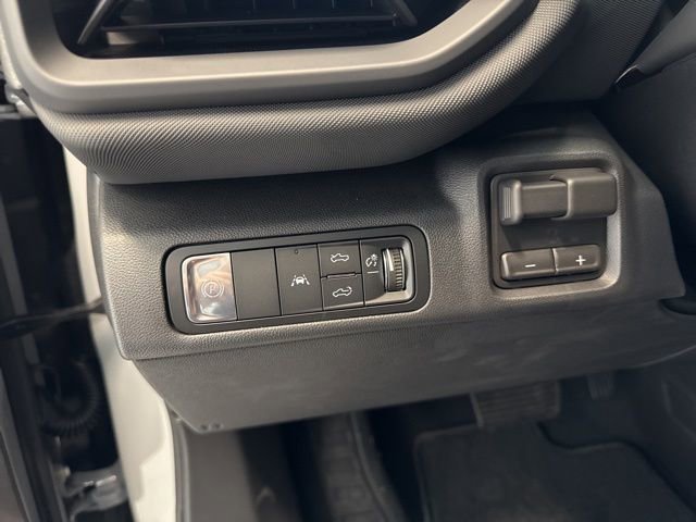 New 2026 Chevrolet Silverado EV LT w/ Plus Package AWD/4WD image 17