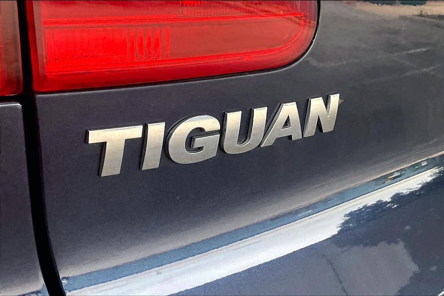 Used 2016 Volkswagen Tiguan S FWD image 10