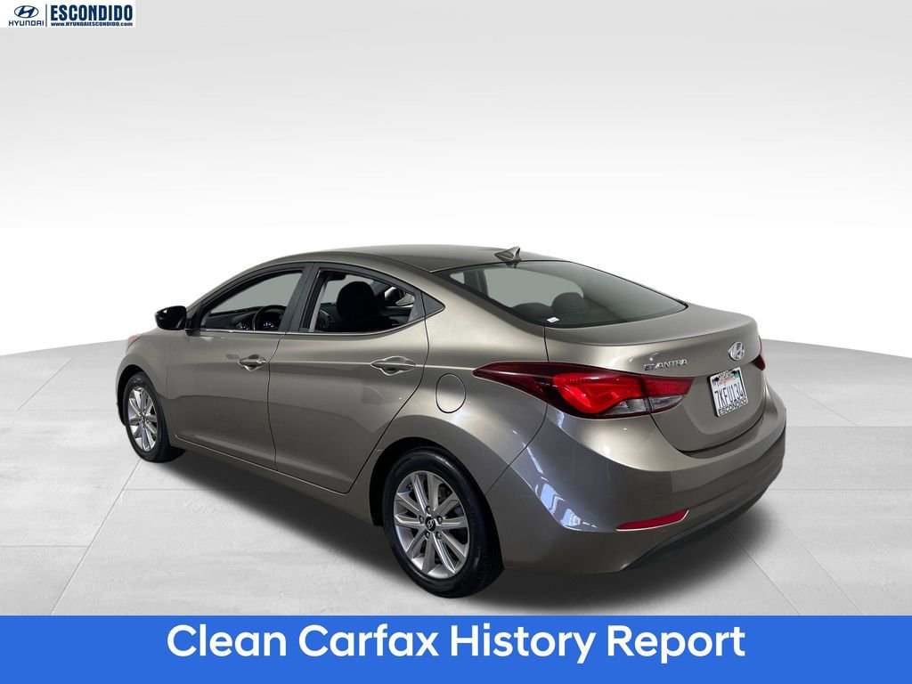 Used 2015 Hyundai Elantra SE w/ Option Group 03 FWD image 3