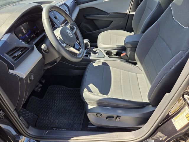 Used 2023 Volkswagen Taos SE image 10