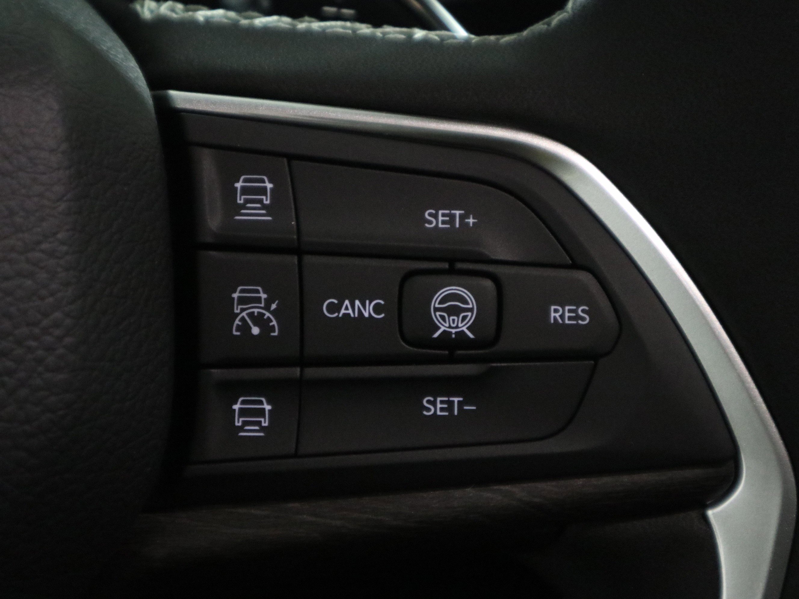 New 2026 Jeep Grand Cherokee Altitude AWD/4WD image 29