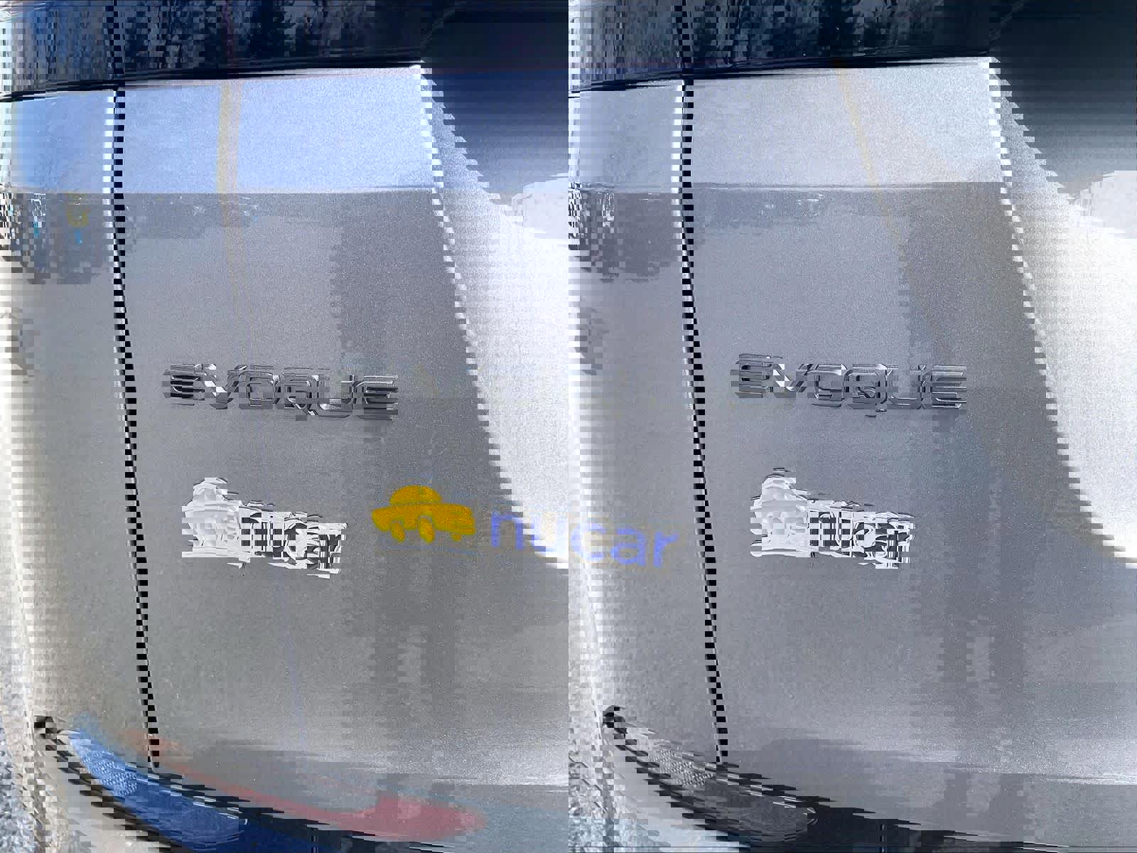 Used 2023 Land Rover Range Rover Evoque R-Dynamic S image 28