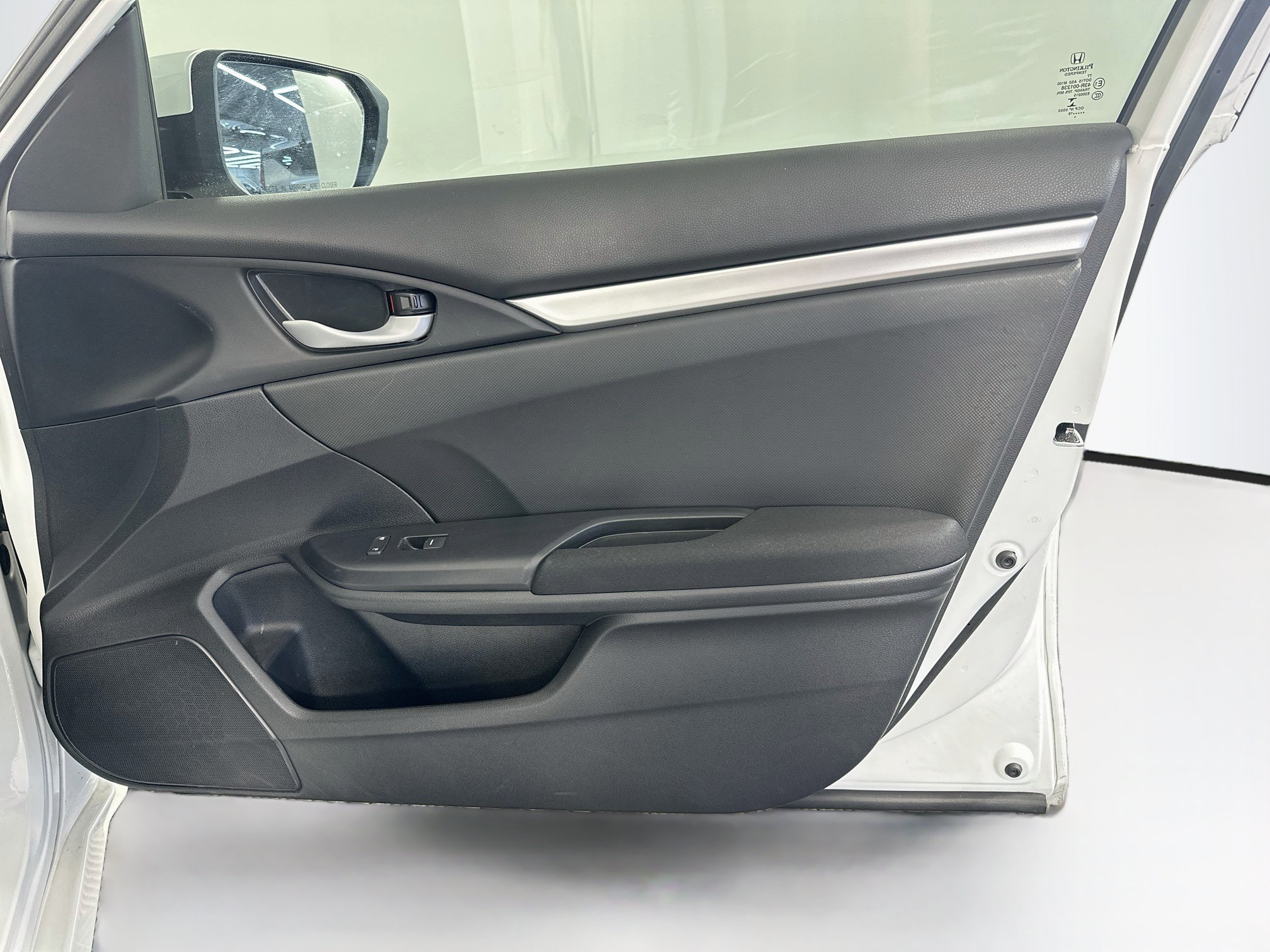 Used 2019 Honda Civic LX image 29
