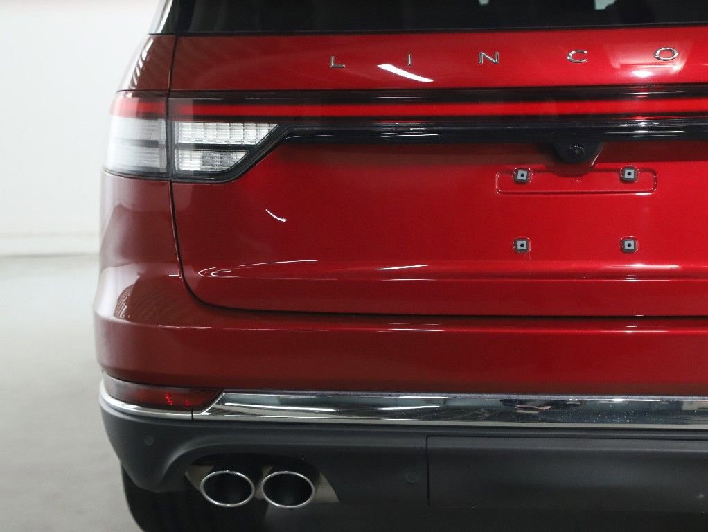 Certified 2025 Lincoln Aviator Reserve w/ Equipment Group 201A image 43