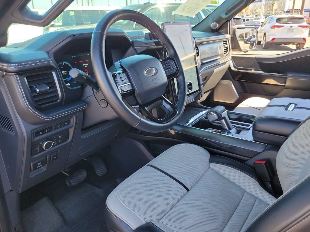 Used 2023 Ford F150 Lightning Platinum AWD/4WD image 19