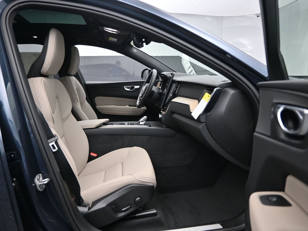 New 2026 Volvo XC60 B5 Plus w/ Climate Package image 26