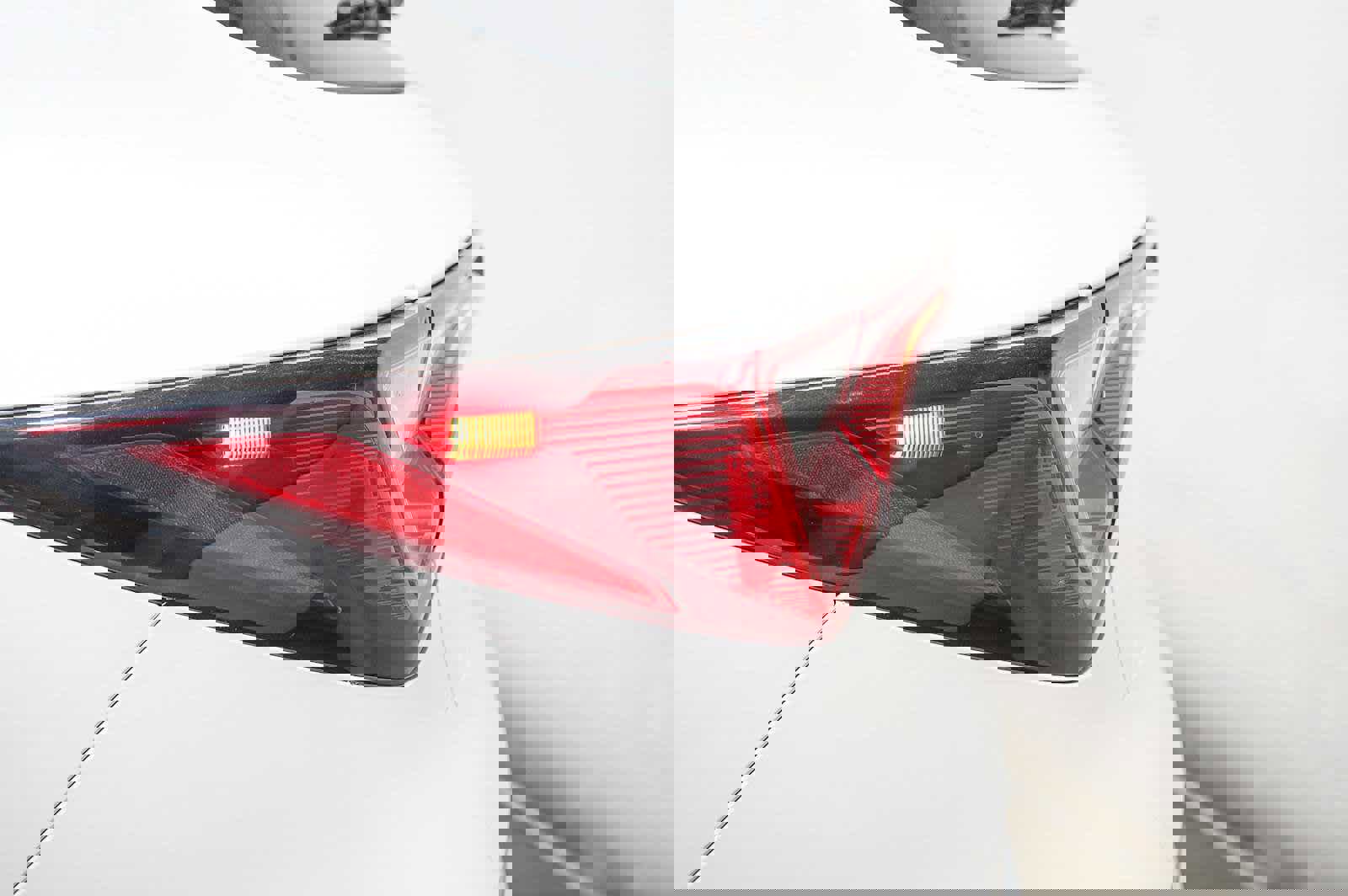 Used 2025 Acura MDX SH-AWD w/ Technology Package image 6